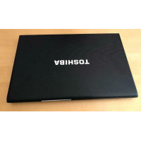 Toshiba R950 Core i5  8GB Ram , 500GB Hard Drive, Windows 10 Ms Office 15.6inch Laptop